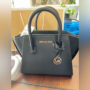 Micheal Kors Avril Bag